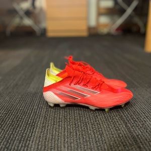 Aidas speed flow soccer cleats